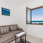 Front In Apartment Brsec