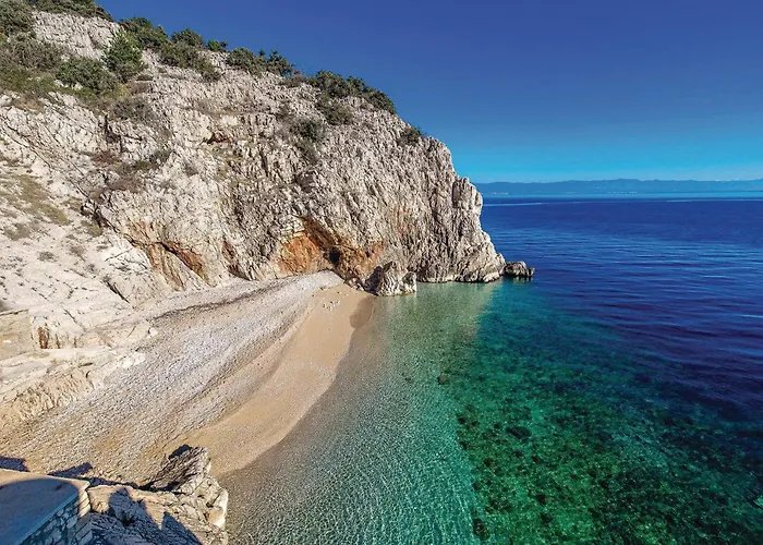 Cozy In With Wifi Apartman Brseč