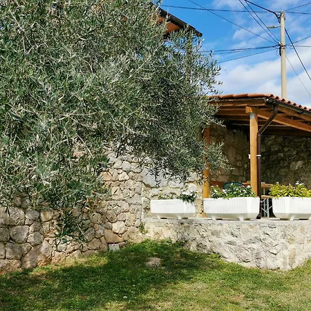 Appartamento Cozy In With Wifi Brseč